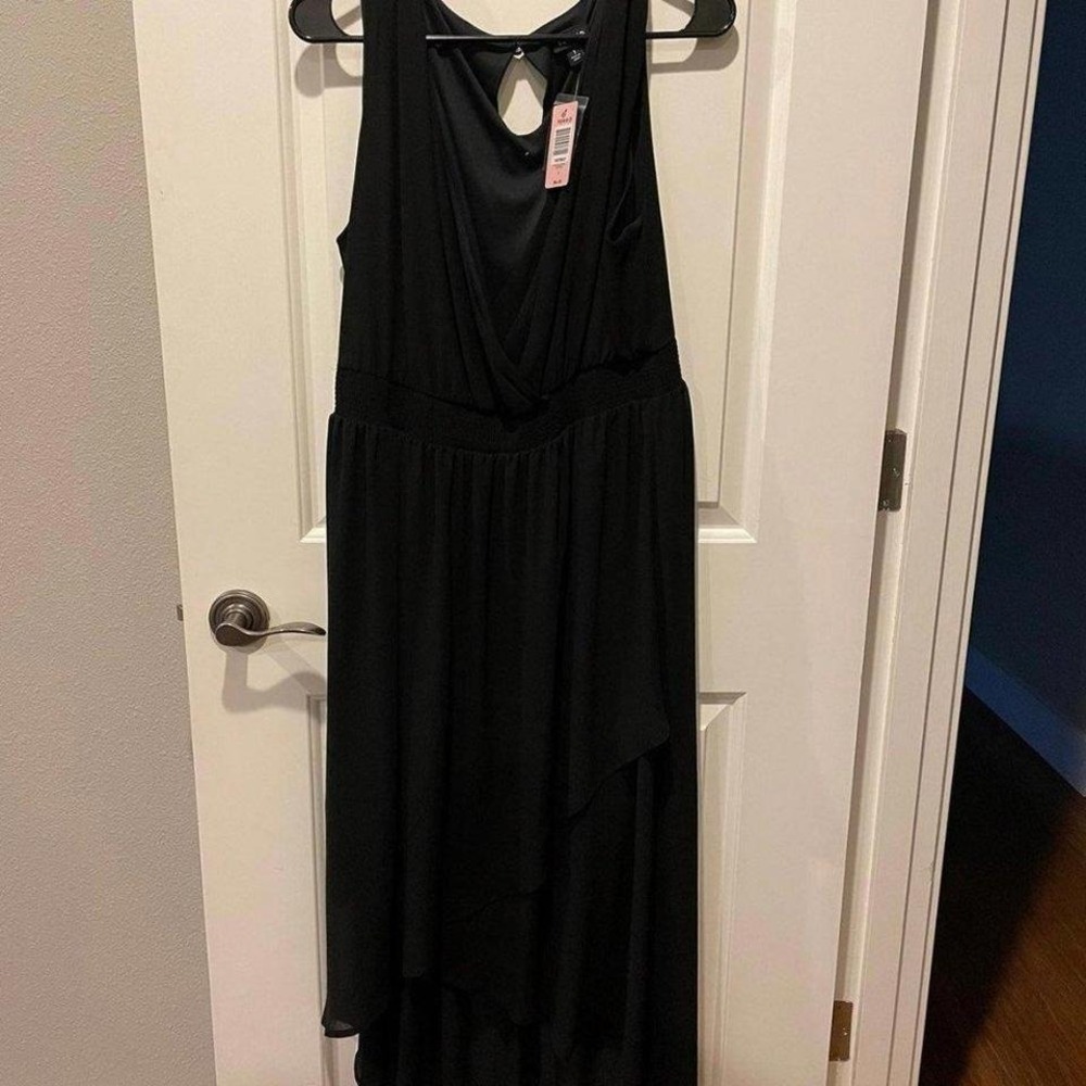 Torrid Womens Black Chiffon High Low Maxi Dress Smocked Waist Keyhole Size 1 NEW